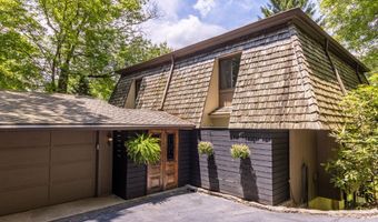 15 Elm Ct, Highlands, NC 28741