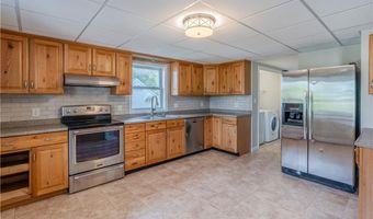 27 May St, Blackstone, MA 01504