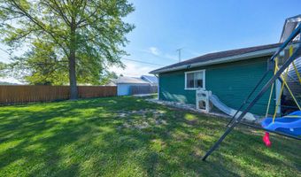 805 W 4th St, Bicknell, IN 47512