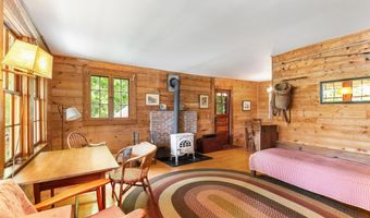 1048 Cottage Rd, Averill, VT 05903