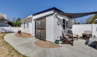 402 Brown Ave, Belton, SC 29627