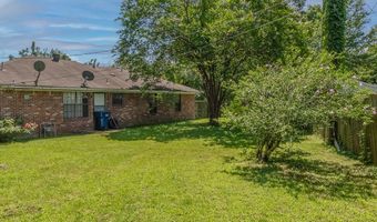 202 Gay St, Batesville, MS 38606