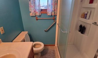 809 Maplehill Dr 5, Albert Lea, MN 56007
