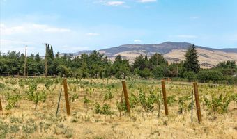 376 Crowson Rd, Ashland, OR 97520