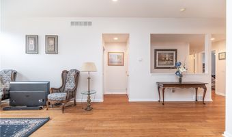 125 Fitch Blvd 201, Austintown, OH 44515