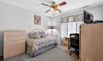 905 Madaline Dr, Avenel, NJ 07001