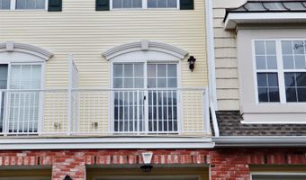 19 MARINA Dr, Bayonne, NJ 07002