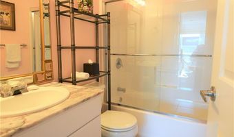3 Kirwins Ln, Newport, RI 02840