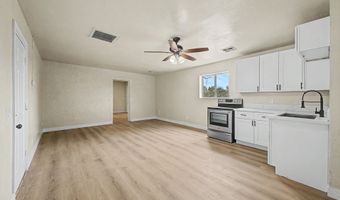 1065 W WHITELEY St, Apache Junction, AZ 85120