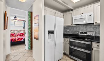 75-5782 KUAKINI Hwy 208, Kailua Kona, HI 96740