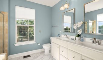 43920 HICKORY CORNER Ter 114, Ashburn, VA 20147