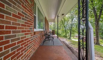2012 LYNN Rd, Anniston, AL 36207