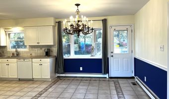 573 Lloyd Rd, Aberdeen, NJ 07747