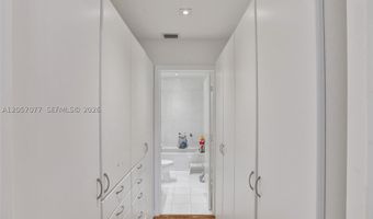 3690 NE 199th St 3690, Aventura, FL 33180