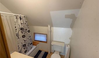 319 4th St NW, Aitkin, MN 56431