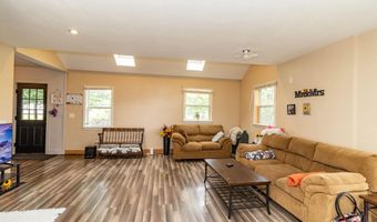1193 Seneca St, Adrian, MI 49221