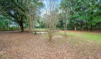 6265 Holloway Rd, Baker, FL 32531