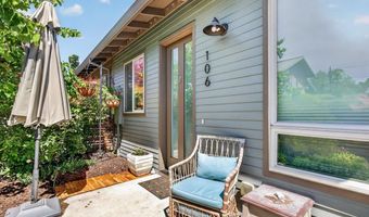 106 Dunn Cir, Ashland, OR 97520