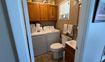 831 N River Ave, Alma, MI 48801