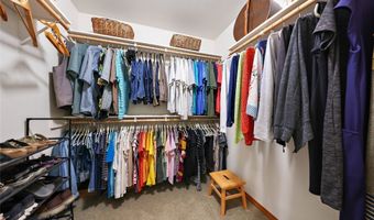 325 Mactavish Ln, Belgrade, MT 59714