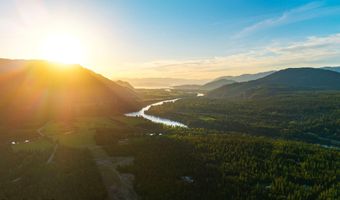 6693 River Rd, Clark Fork, ID 83811