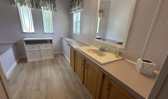 13 Pine Cone Dr, Alfred, ME 04002