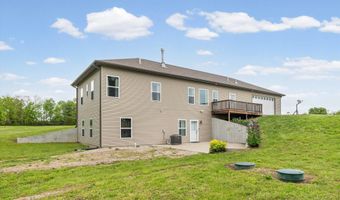 5704 County Road 262, Auxvasse, MO 65231