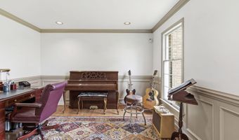 24 MANOR KNOLL Ct, Baldwin, MD 21013
