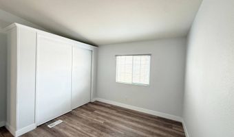 4 Magnolia Via, Anaheim, CA 92832