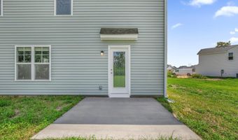 97 Coachman Ln, Autryville, NC 28318
