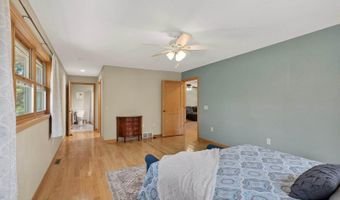 5611 Wazeecha Ave, Wisconsin Rapids, WI 54494
