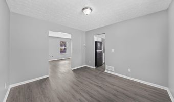 2392 Minerva Park Pl, Columbus, OH 43229