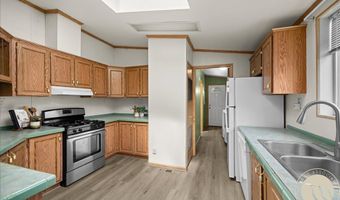 806 S Heights Ln, Billings, MT 59105