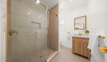 1810 S Raymond Ave, Alhambra, CA 91803