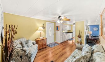 918 Balsam St, Barefoot Bay, FL 32976