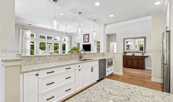 18 Sunset Pl, Hilton Head Island, SC 29926