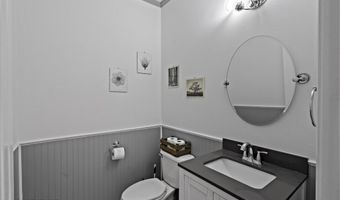13404 Mainsail Dr, Anchorage, AK 99516