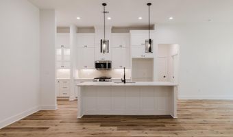 7017 Cold Creek Dr, Alexander, AR 72002