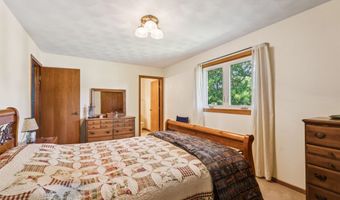 1601 S IRMA St, Appleton, WI 54915