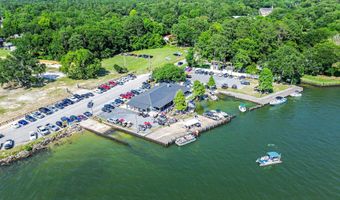 513 Pauline Dr, Bonneau, SC 29431