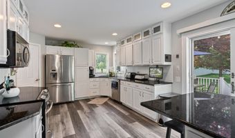 29 Grey Meadow Dr, Burlington, VT 05408