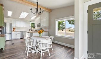 17114 Goodson Rd, Caldwell, ID 83607