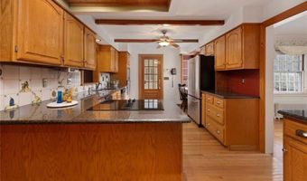 555 Great Rd, Lincoln, RI 02865