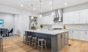 6908 GREYSWOOD Rd, Bethesda, MD 20817