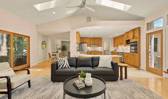 8407 GEORGIAN Way, Annandale, VA 22003