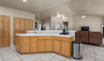 6640 Dixieland Dr, Anderson, CA 96007
