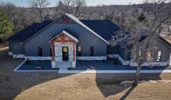 265 Creek Crossing St, Alvord, TX 76225