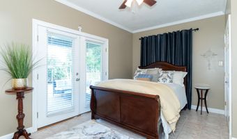 701 S Hill Ct, Biloxi, MS 39532