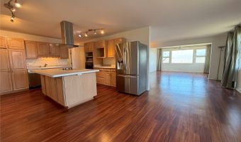 98-1774 Kupukupu St, Aiea, HI 96701