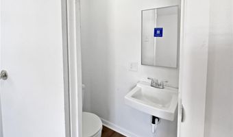 120 Birchwood Dr, Ballwin, MO 63011